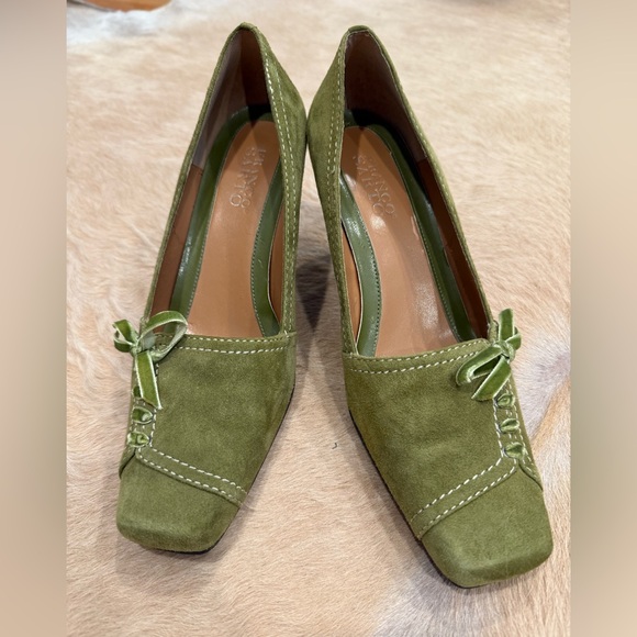 Franco Sarto Green Suede kitten heel - Picture 1 of 7
